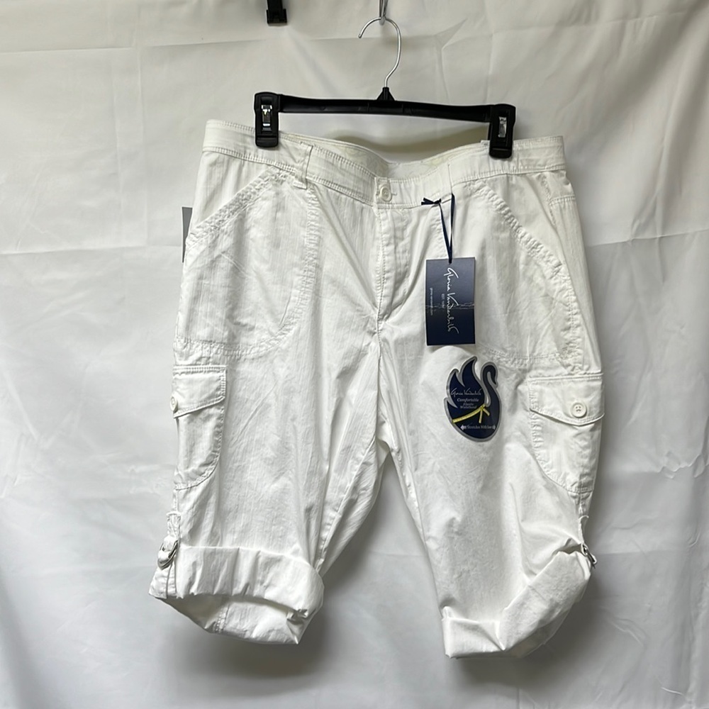 GLORIA, Vanderbilt, white cotton Capri pants - Picture 1 of 7